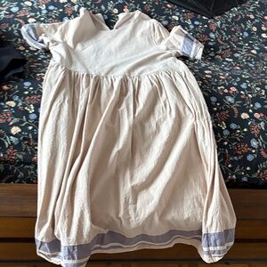 Elegant Cream and Gray Maxi Dress